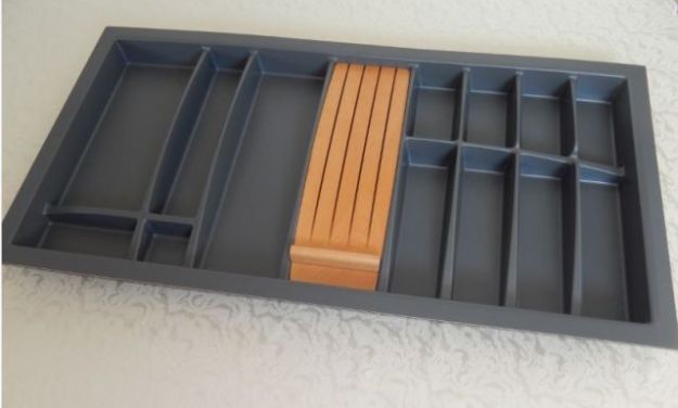 Beispiel: Besteckeinsatz Bridge für 100 cm Korpusbreite  kombiniert mit Messerhalter Holz (nicht im Lieferumfang enthalten, bei Bedarf bitte extra bestellen)
